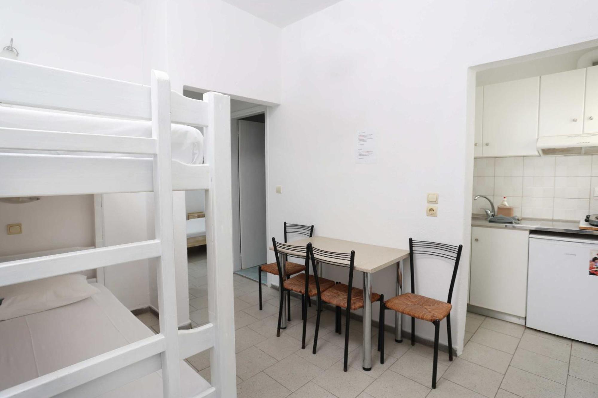 Spanos Apartments Anna'S Lodge Políhrono Kültér fotó